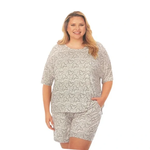 Gray Women's Sleepwear Set NIP size small - Picture 1 of 2